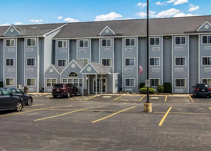 Quality Inn & Suites Grove City-Outlet Mall