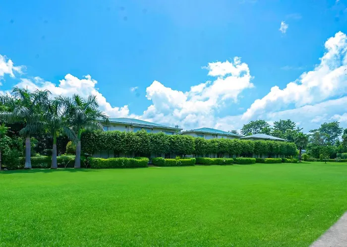 The Tattwaa Corbett Spa And Resort Ramnagar 