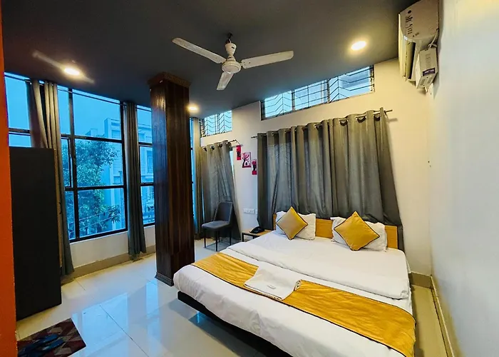 Hotel Aditya Palace Guwahati
