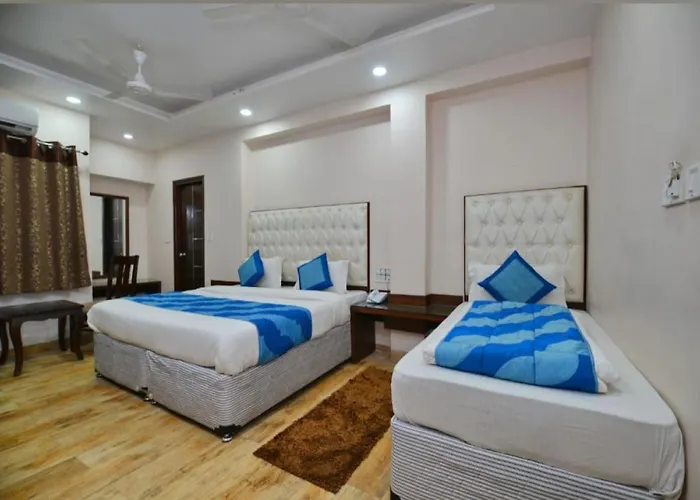 Family Hotel By Pg International New Delhi