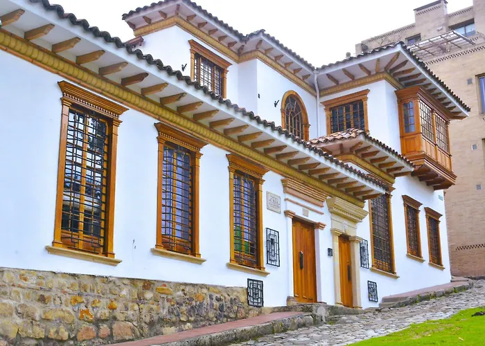 Casa-Hotel de La Calle Yerma - Completamente Privada Bogotá