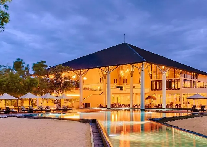 Sunrise Pasikuda Hotel Passikudah