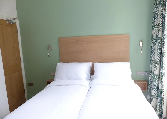 Marldon Olympia Hotel London
