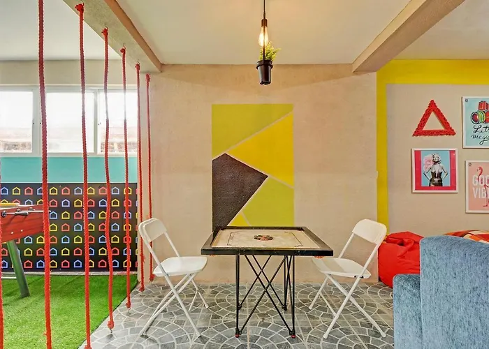 Cohousy Hotels Pune