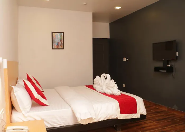 Parivar Comfort Luxury Rooms Virar