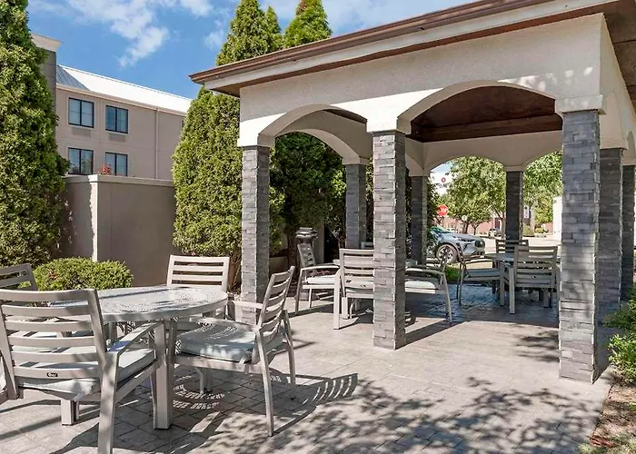 Best Western Plus Lafayette Hotel University Area