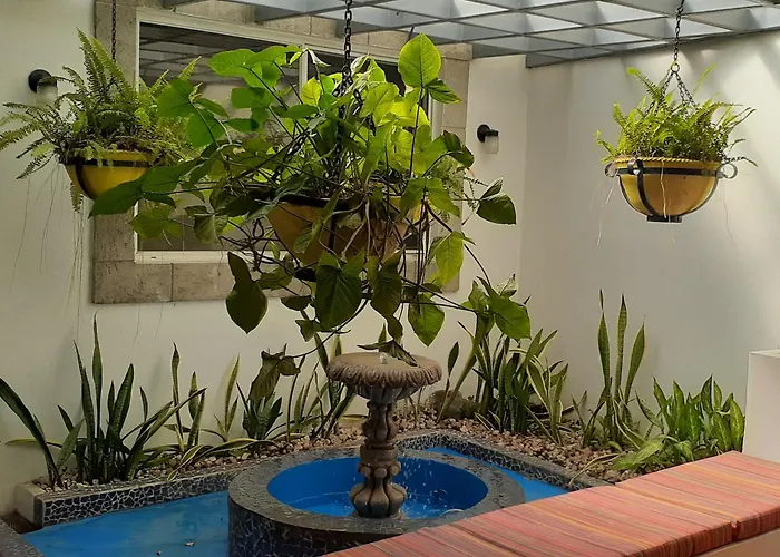 Hotel El Almendro Managua