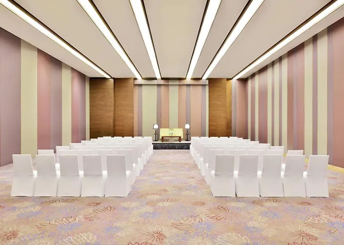 Courtyard By Marriott Bengaluru Outer Ring Road Hotel