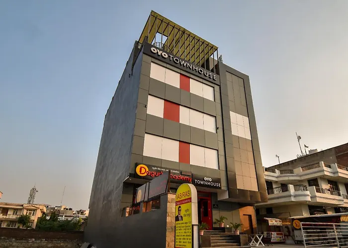 Hotel O Luxurs Jaipur