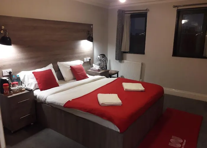 371 Cranbrook Rd Ig2 Hotel Ilford