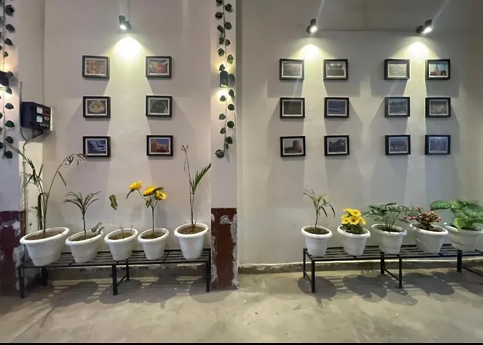 Happy Home Paying Guest House Varanasi