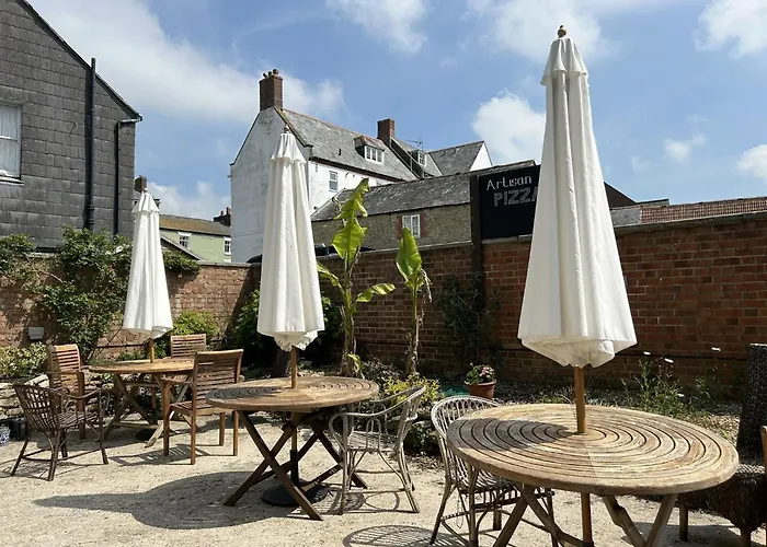 Lord Nelson Hotel Bridport