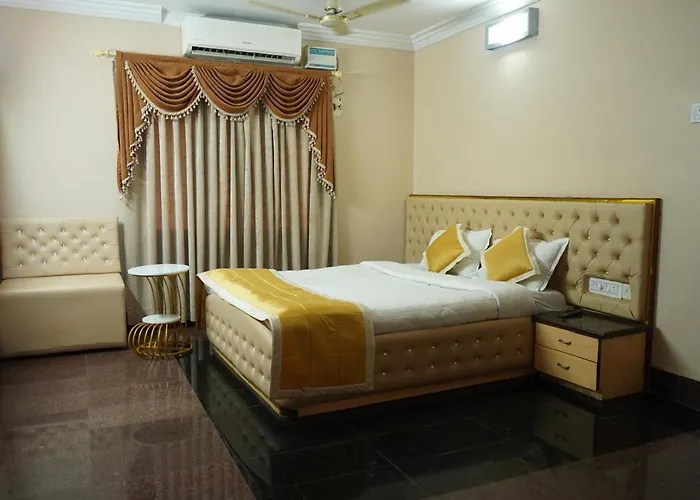 Sai Samrat Hotel Shirdi