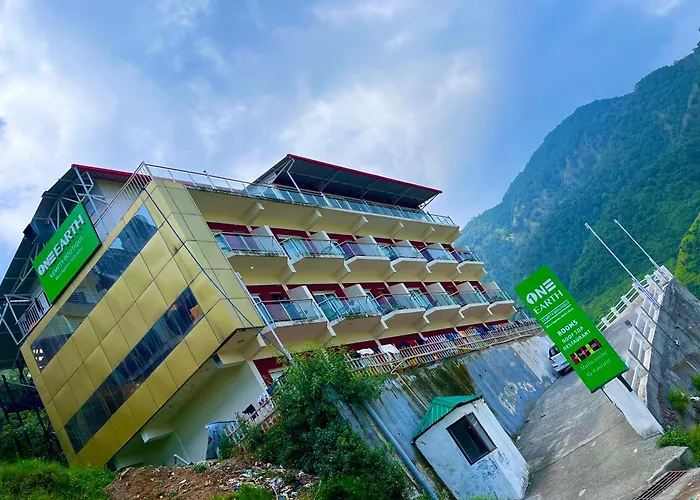 The Kempty Osasis - A Boutique Resort With Scenic Mountain View In Mussoorie