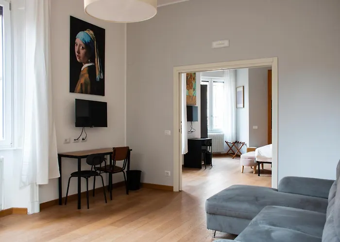 RRRapido Holy Suites&Rooms - Via Sardegna Milán