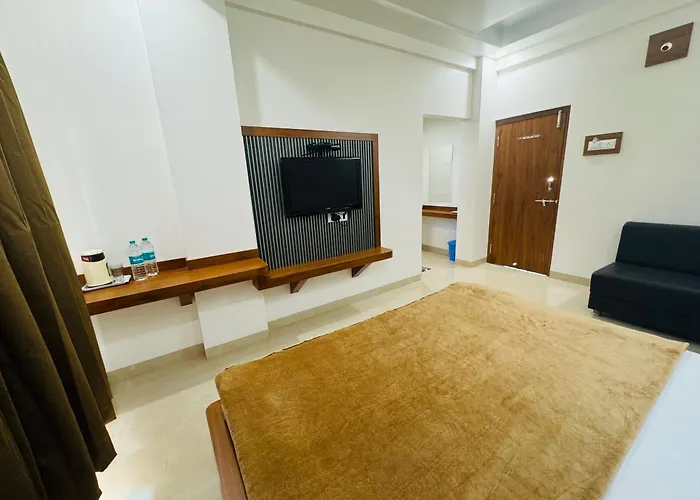 Hotel Sai Rbn Shirdi