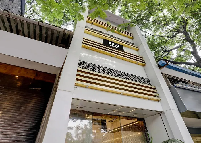 Hotel O Golden Star Mumbai