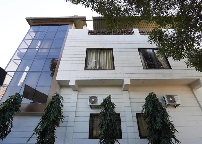 Hotel O R G Farm House Meerut