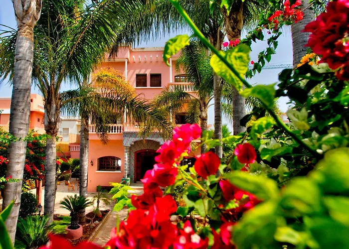 Lhostel A Casa Blanca
