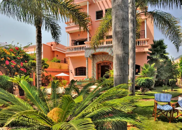 Lhostel A Casa Blanca