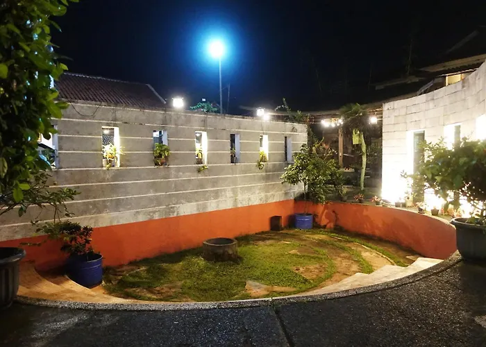 Saung Balibu Hotel Lembang