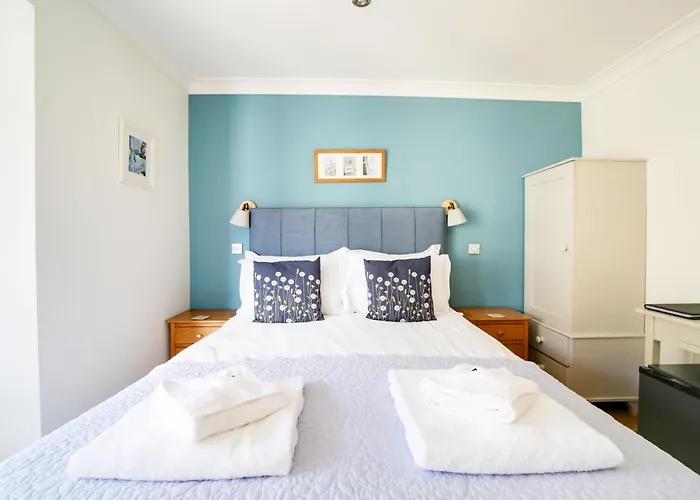 The Artist Loft, Ensuite Guest Rooms, Porthleven