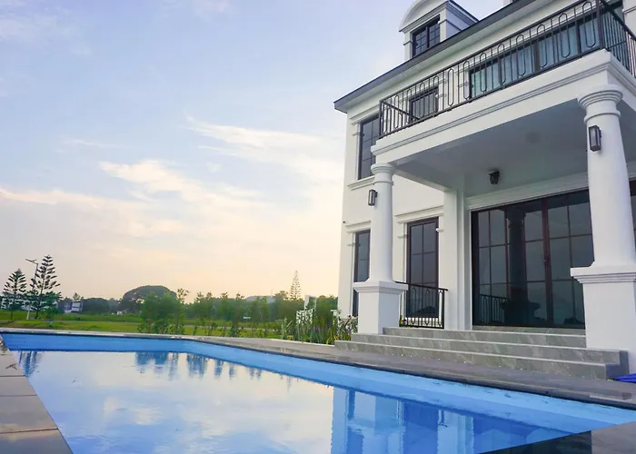 Pim Pool Villa Nan