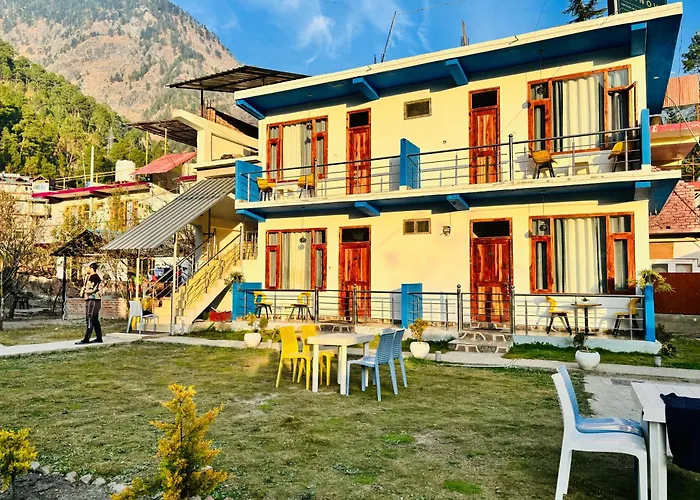 Hotel Adinova Kasol