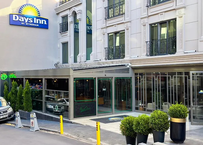 Days Inn By Wyndham Istanbul Bomonti