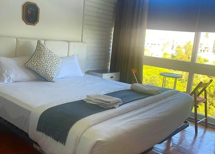 Peers Guest House Cascais