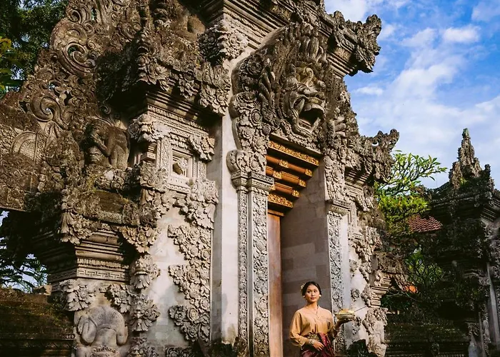 Puri Kantor Legacy - Heritage Palace Ubud