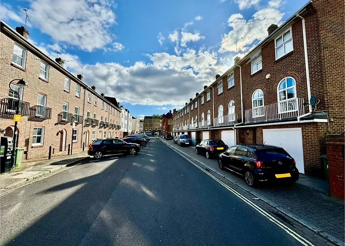 John Street Stays Southampton