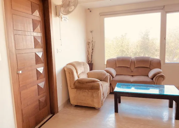 Hotel La Vista Near Railway Station Darjeeling Darjeeling 