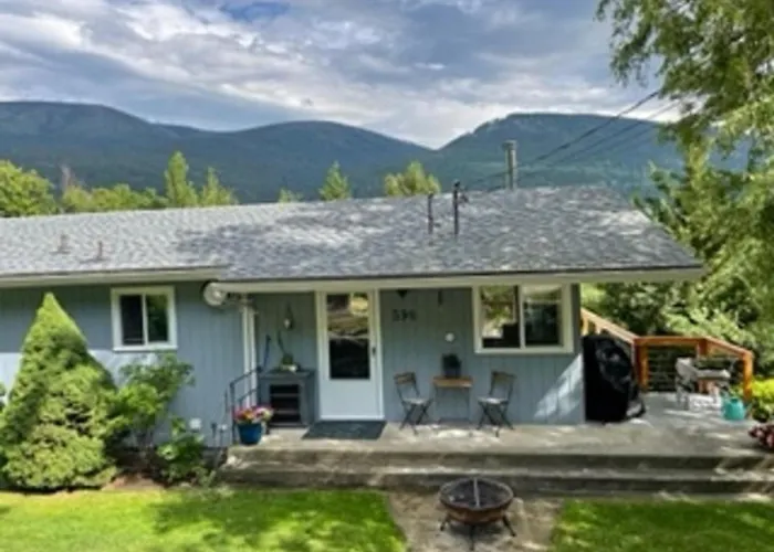 Sweet Creek Retreat Hotel Nelson