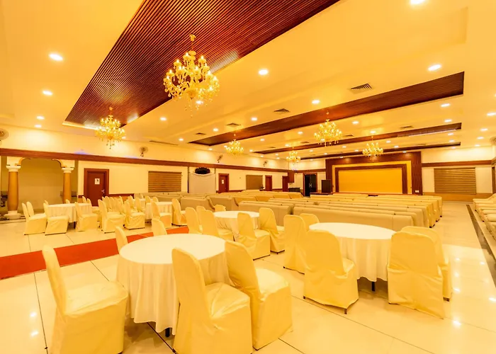 Hotel Royal Palace Sagar 