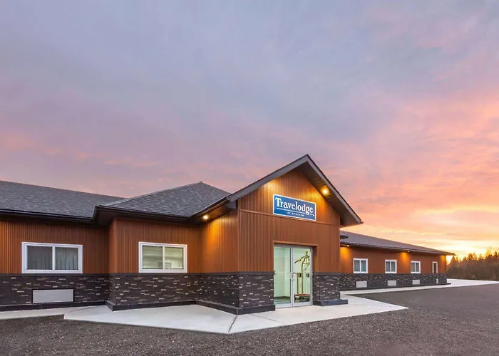 Travelodge By Wyndham Cochrane Ontario