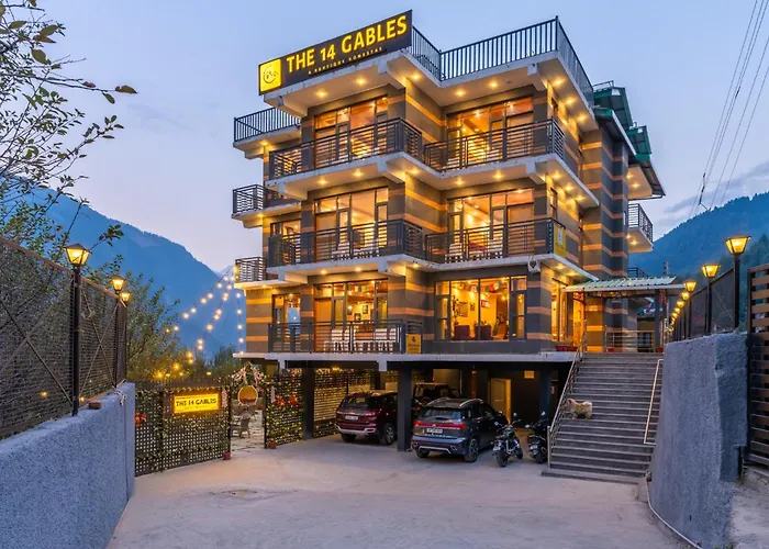 The 14 Gables, A Boutique Stay, Manali - Pet Friendly - Balcony Rooms - Crown Palace