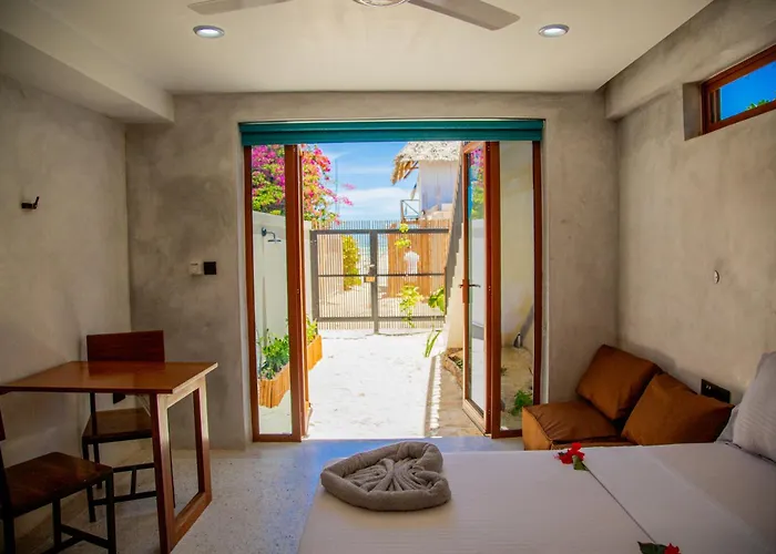 Pamoja Beach Stays Hotel In Jambiani