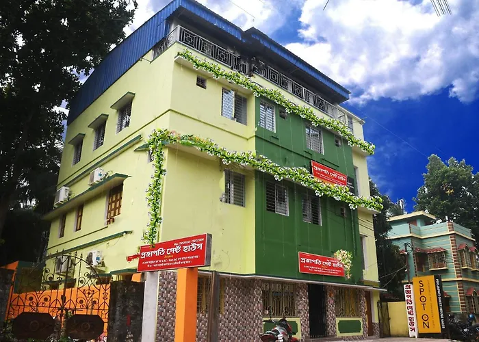 Prajapati Guest House Jhargram