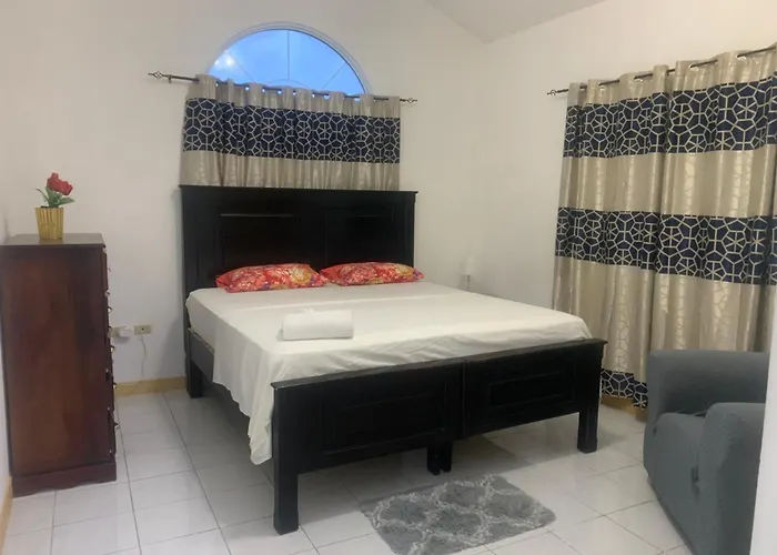 Caribbean Escape Hotel Portmore