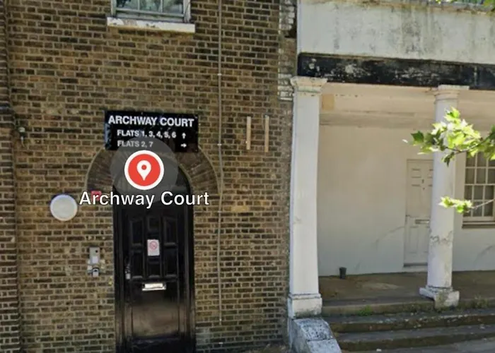Archway Court Hotel London