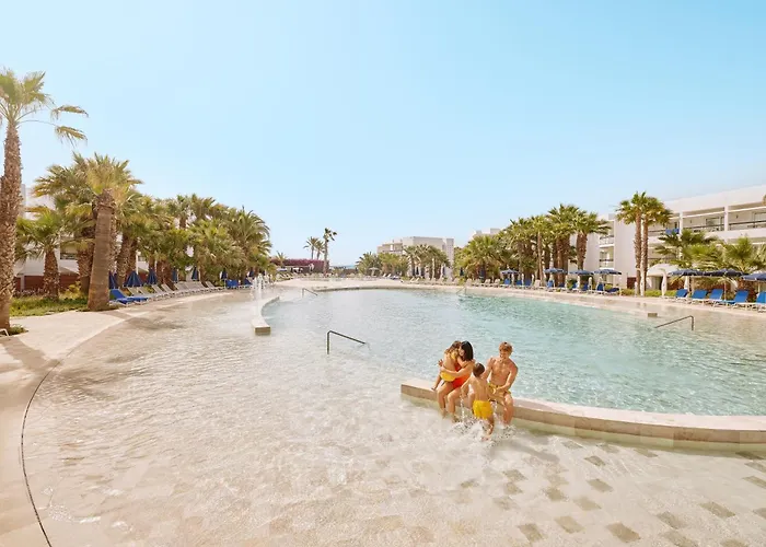 Grand Palladium Select Palace Ibiza Playa d'en Bossa