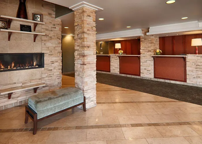 Best Western Plus Langley Inn