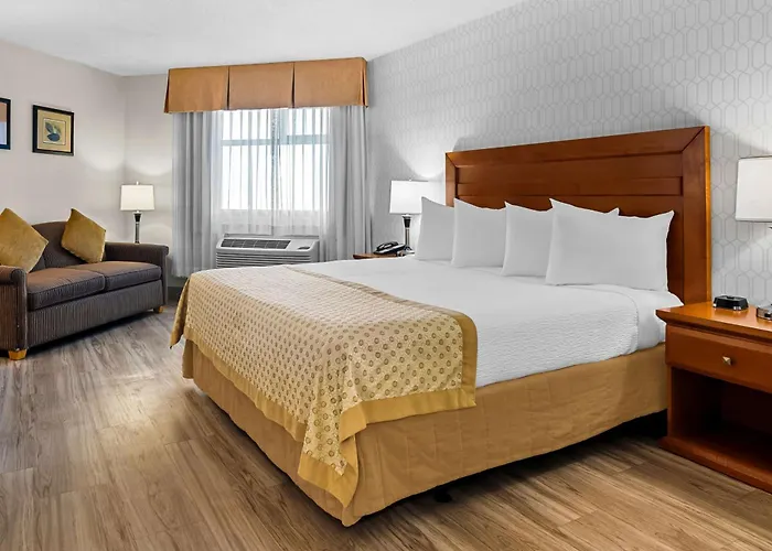 Best Western Plus Langley Inn