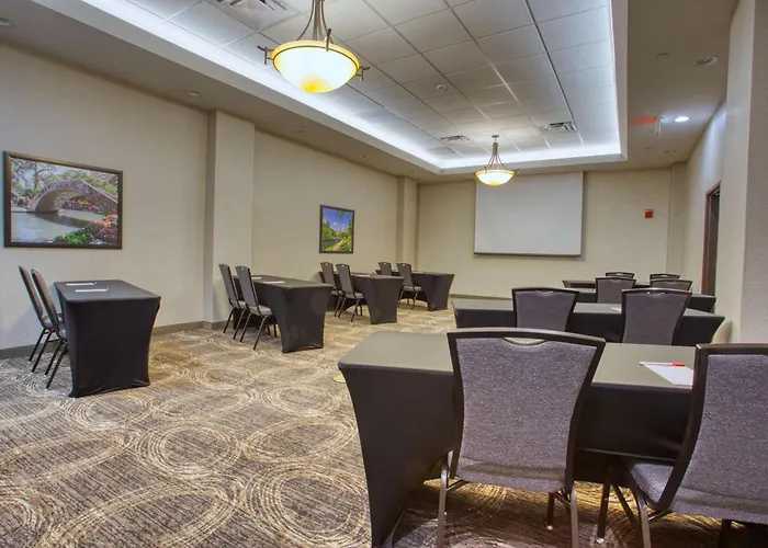 Drury Inn&Suites San Antonio Near La Cantera