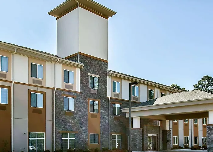 Wingate By Wyndham Jonesboro Hodge Hotel