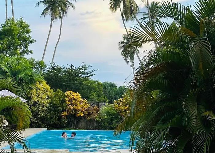 Green Parrot Beach Resort Tangalle