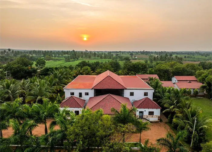 Sterling Banashree Badami Hotel