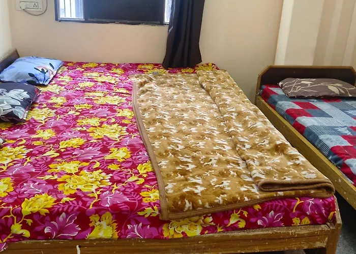Maa Paying Guest House Varanasi