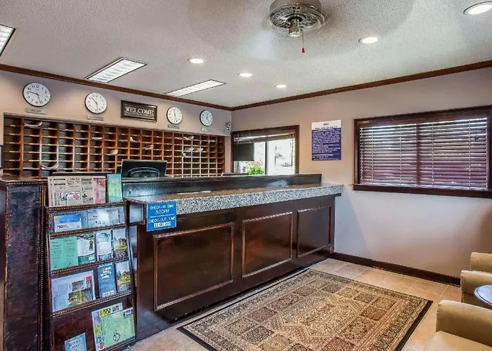 Suburban Studios Charlotte-Ballantyne Pineville